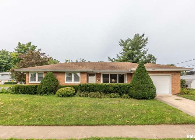 Property at 1101 Earl St, Pekin, IL 61554, 4 beds, 2 baths