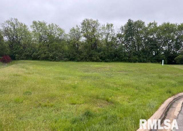 Property at 2203 W Augusta Dr, Dunlap, IL 61525