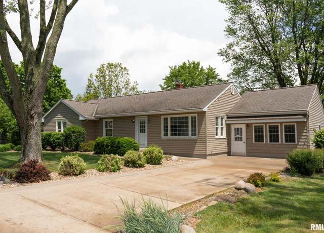 Property at 412 Timberlan Rd, Metamora, IL 61548, 3 beds, 1.5 baths