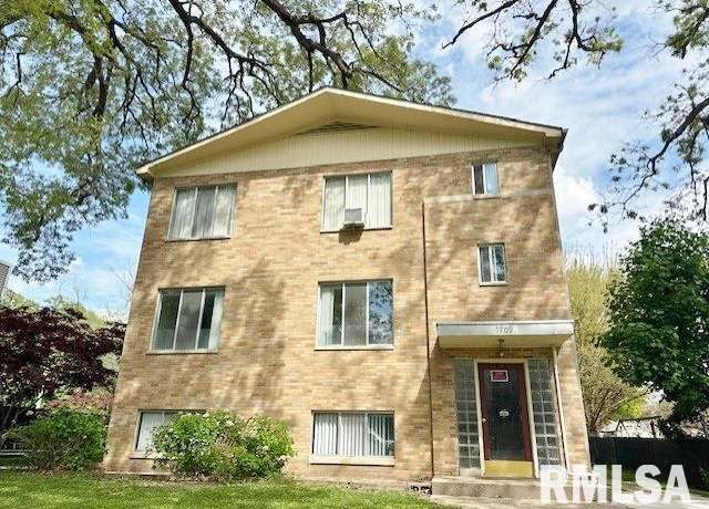 Property at 1709 25th St, Rock Island, IL 61201, 6 beds, 4 baths