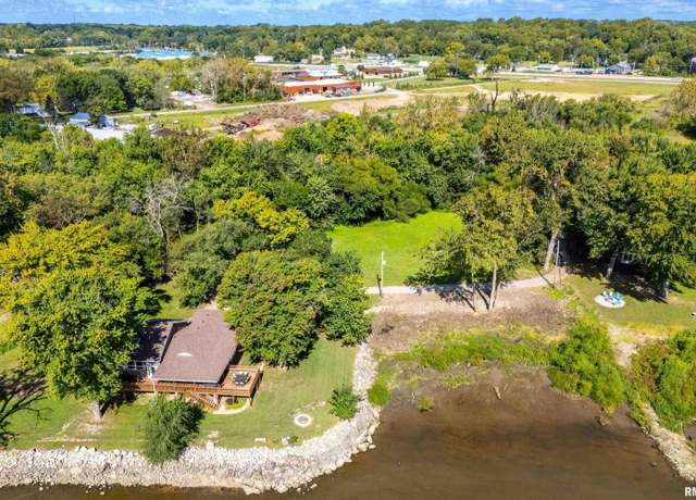 Property at Tract 1 178th St, Pleasant Valley, IA 52767