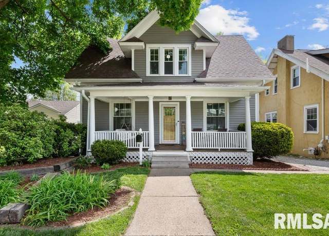 Property at 1611 Belle Ave, Davenport, IA 52803, 3 beds, 1.5 baths