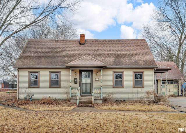 Property at 847 S Spring St, Geneseo, IL 61254, 4 beds, 2.5 baths