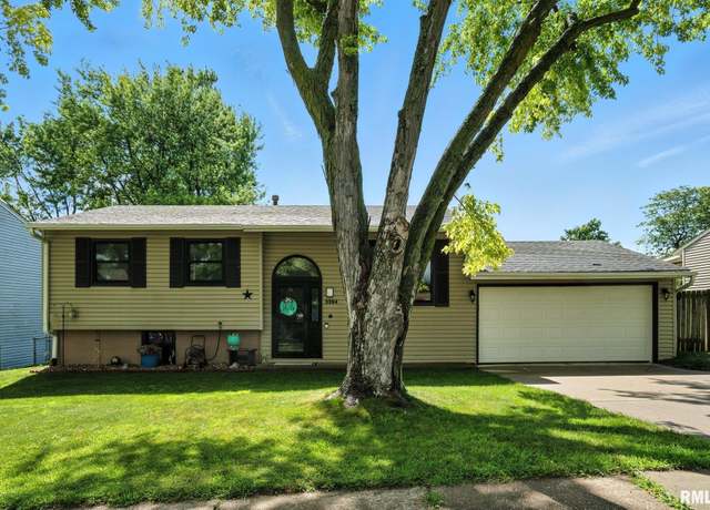 Property at 3394 Clearwater Dr, Bettendorf, IA 52722, 4 beds, 2 baths