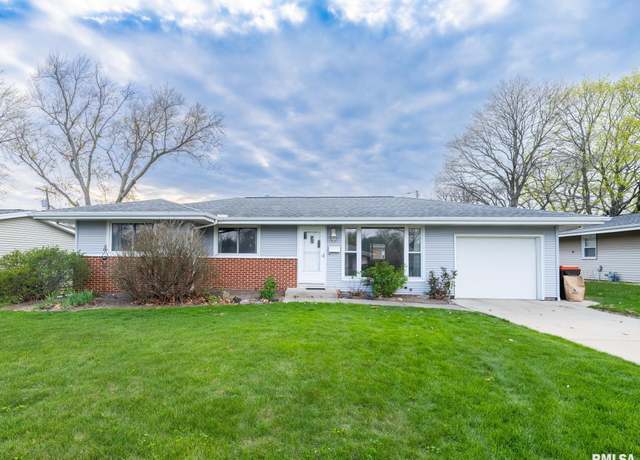 Property at 6021 N Western Ave, Peoria, IL 61614, 3 beds, 2 baths