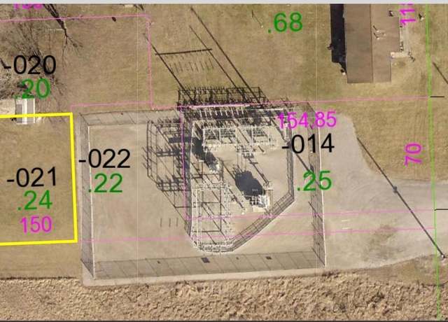 Property at 001 S 5th St, Elkville, IL 62932