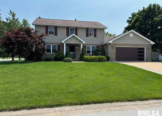 Property at 4530 Woodland Trl, Quincy, IL 62305, 4 beds, 2.5 baths