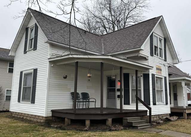 Property at 718 S Forest Ave, Carbondale, IL 62901, 3 baths