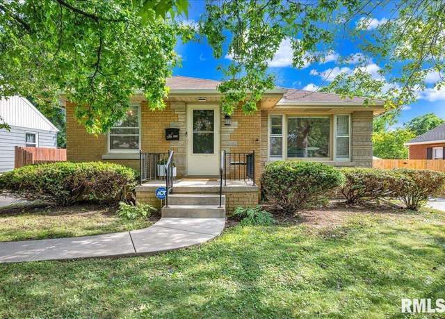 Property at 1106 W Northcrest Ave, Peoria, IL 61614, 2 beds, 1 bath