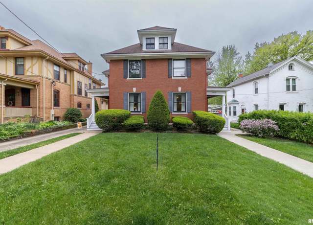 Property at 1628-1630 York St, Quincy, IL 62301, 6 beds, 3 baths