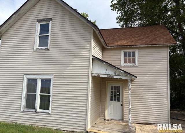 Property at 207 W Center St, Rio, IL 61472, 3 beds, 1 bath
