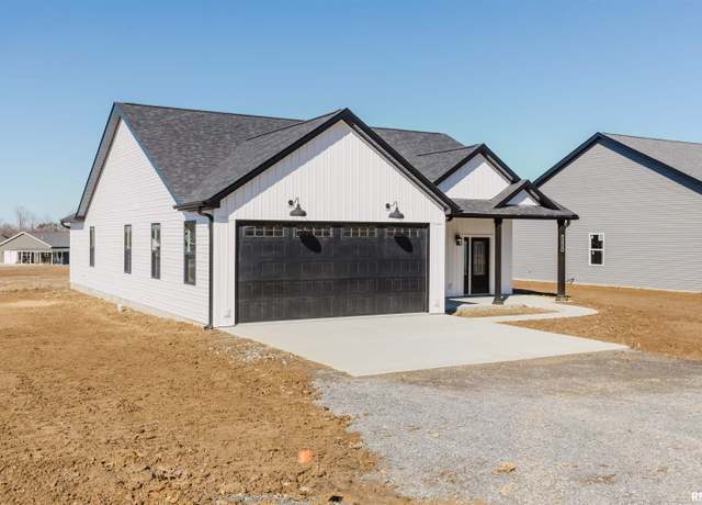 Property at 1200 Joy Ln, Johnston City, IL 62951, 3 beds, 2 baths