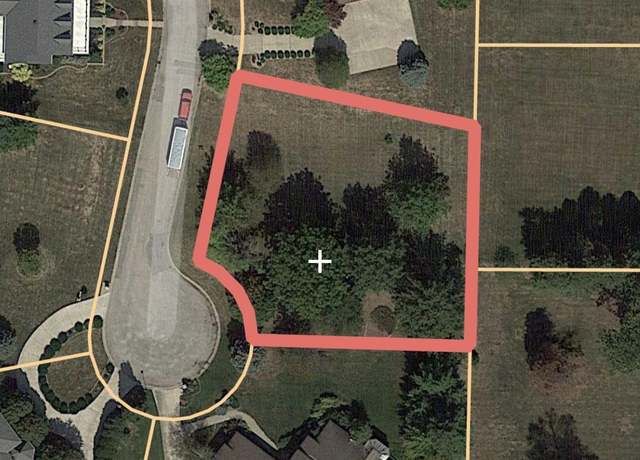 Property at 4 Hampton Ct, Galesburg, IL 61401