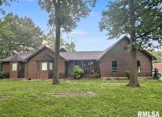 Property at 7664 Labrador Ln, Carbondale, IL 62901, 5 beds, 3 baths
