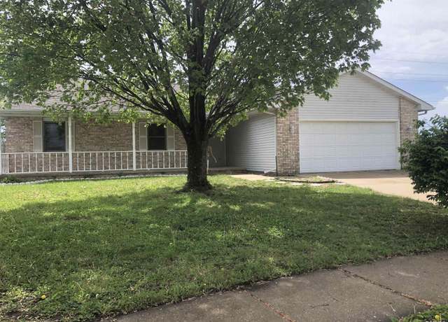 Property at 6516 Hayley Ct, Springfield, IL 62712, 3 beds, 2 baths