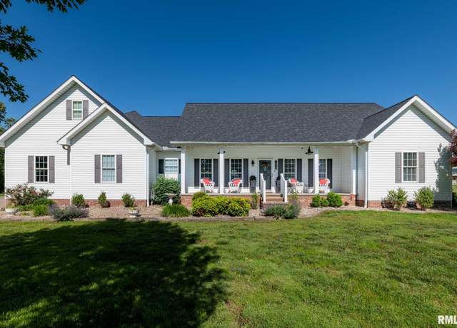Property at 178 Bixler Rd, Eldorado, IL 62930, 3 beds, 3.5 baths