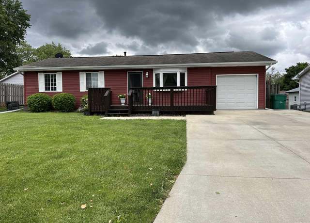 Property at 207 Mimosa Ln, Washington, IL 61571, 4 beds, 2 baths