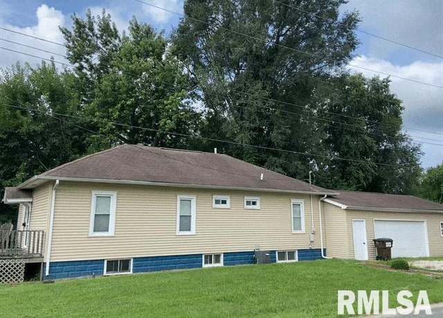 Property at 521 N Ridge St, Taylorville, IL 62568, 2 beds, 1 bath