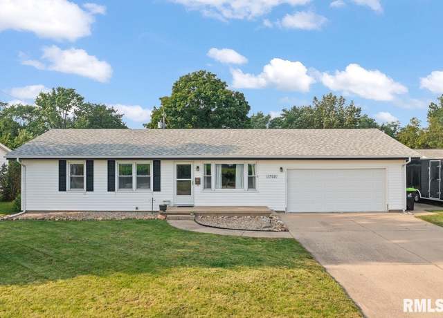 Property at 1705 W Cloverdale Rd, Chillicothe, IL 61523, 3 beds, 1.5 baths