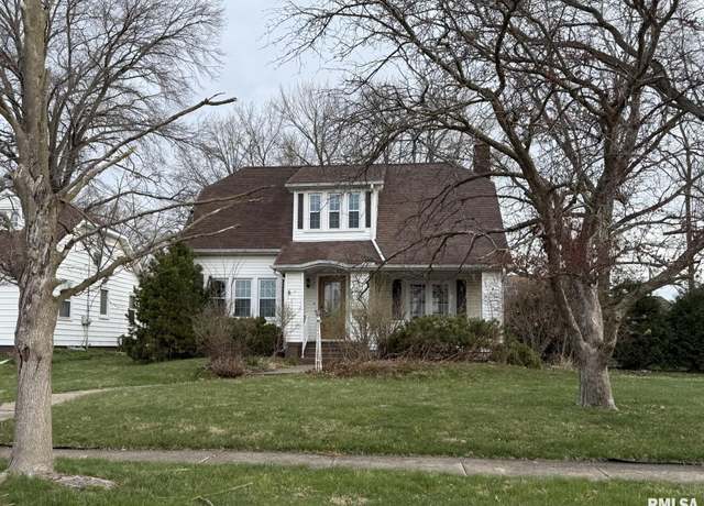 Property at 708 Williams St, Kewanee, IL 61443, 3 beds, 1 bath