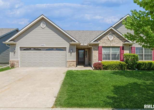 Property at 5421 Northwest Cir, Davenport, IA 52806, 3 beds, 3 baths