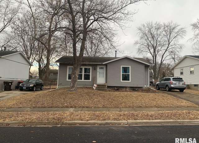 Property at 3921 W Verner St, Peoria, IL 61615, 3 beds, 1 bath