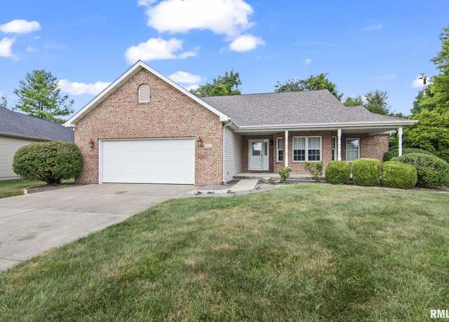 Property at 203 Huntington Rd, Chatham, IL 62629, 3 beds, 2 baths