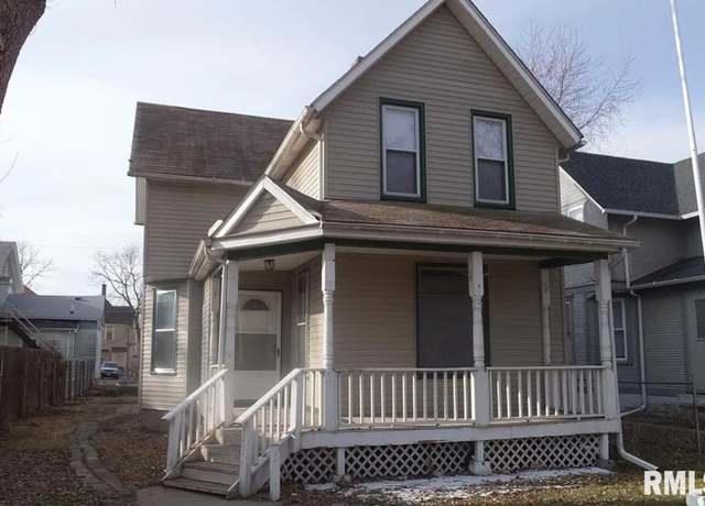 Property at 1907 W 4th St, Davenport, IA 52802, 4 beds, 2 baths