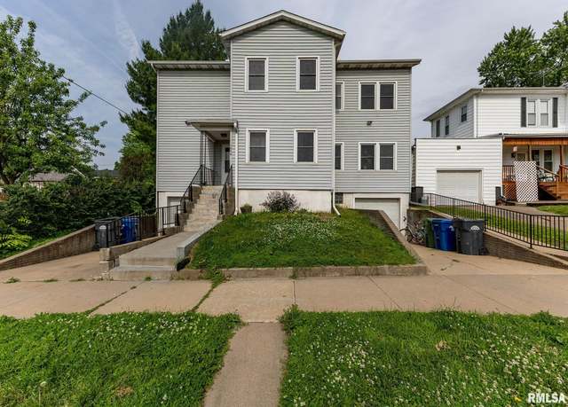 Property at 1010 S 6th St, Clinton, IA 52732, 4 beds, 2 baths