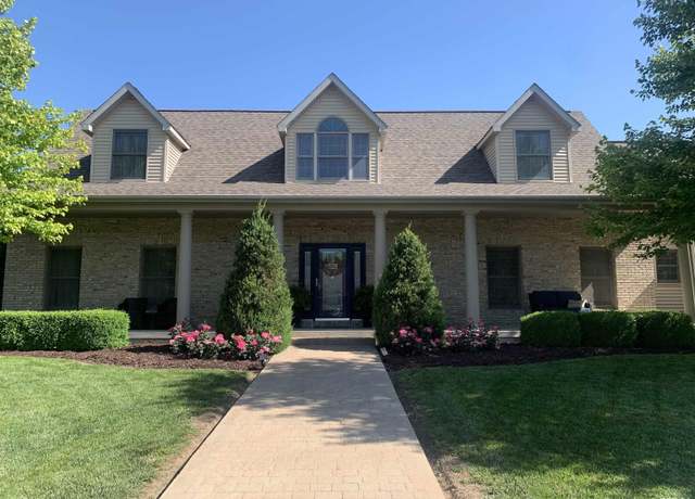 Property at 60 Alice Dr, Jacksonville, IL 62650, 4 beds, 3.5 baths