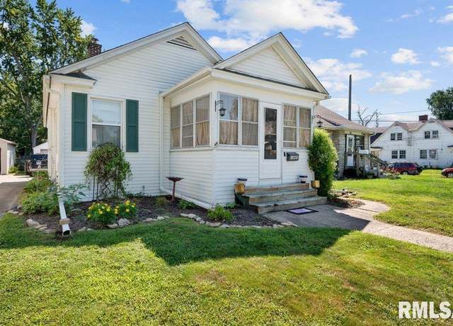 Property at 1445 41st St, Rock Island, IL 61201, 2 beds, 2 baths