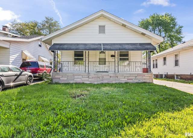 Property at 2312 S 9th St, Springfield, IL 62711, 2 beds, 1 bath