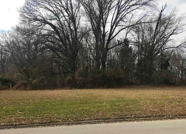 Property at 0000 Westridge Dr, Carbondale, IL 62901