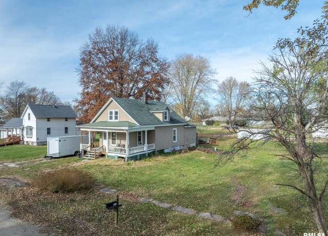 Property at 108 E Grant St, Avon, IL 61415, 3 beds, 1 bath
