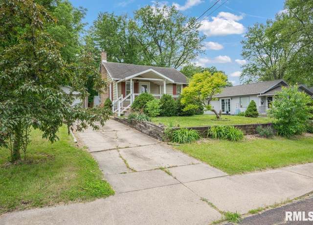 Property at 720 E Moneta Ave, Peoria Heights, IL 61616, 3 beds, 1 bath