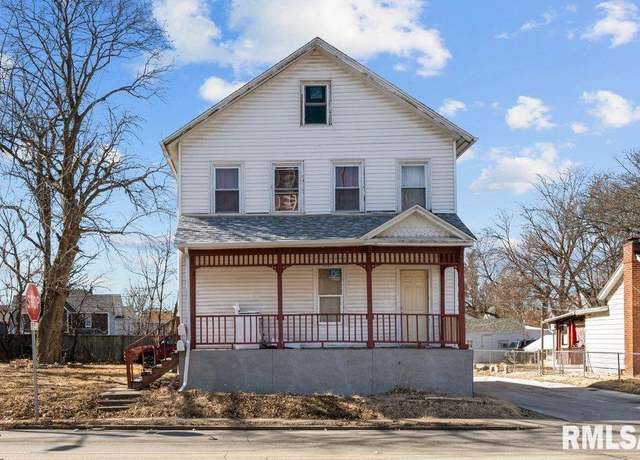 Property at 1514 Marquette St, Davenport, IA 52804, 3 beds, 2 baths