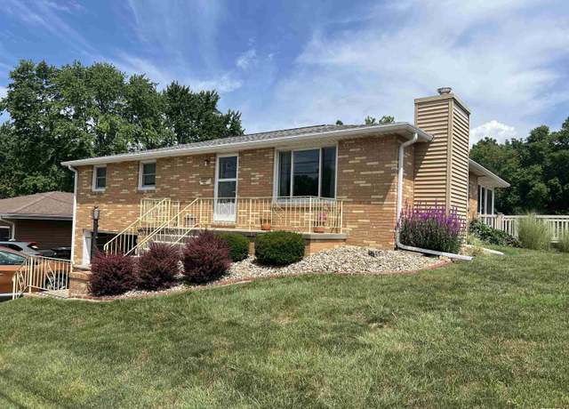Property at 2305 Willow St, Pekin, IL 61554, 3 beds, 2 baths