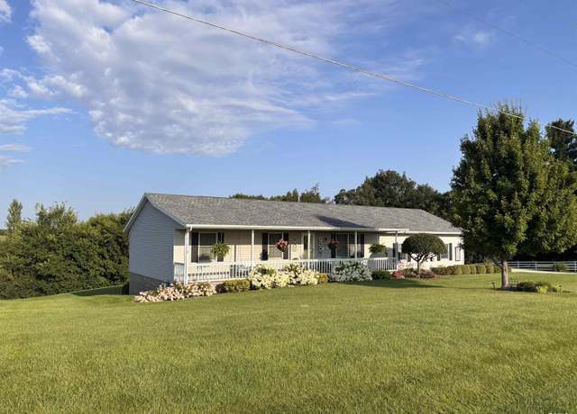 Property at 6919 E 2480 St E, Kewanee, IL 61443, 3 beds, 3.5 baths