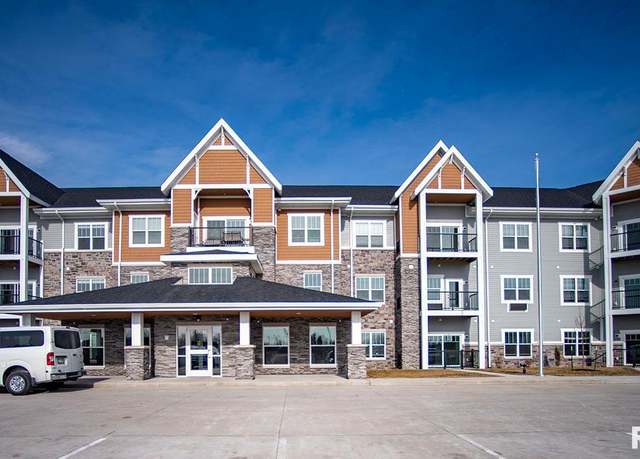 Property at 2592 Middle Rd #319, Bettendorf, IA 52722, 3 beds, 2 baths