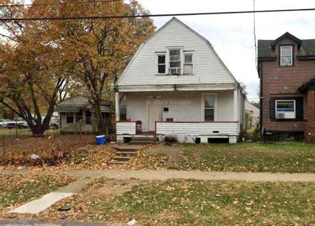 Property at 2126 W Proctor St, Peoria, IL 61605, 2 beds, 1 bath
