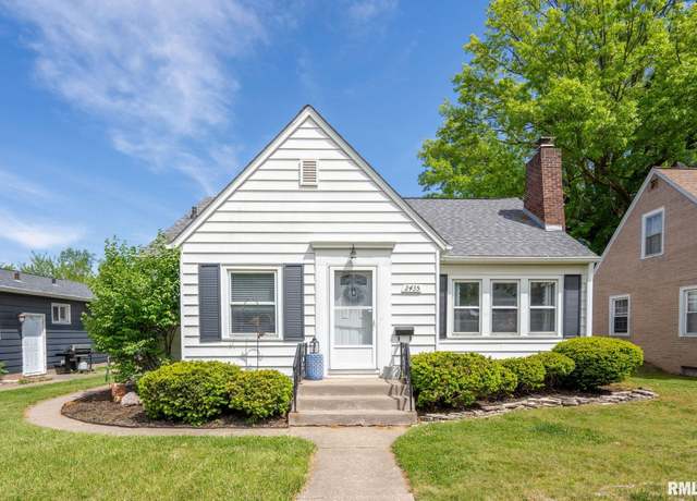 Property at 2435 23rd Avenue B, Moline, IL 61265, 3 beds, 2 baths