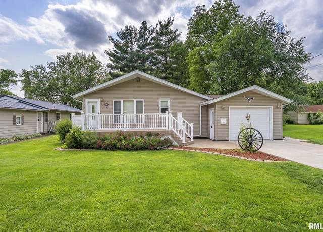 Property at 605 SW 5th Ave, Aledo, IL 61231, 3 beds, 1.5 baths