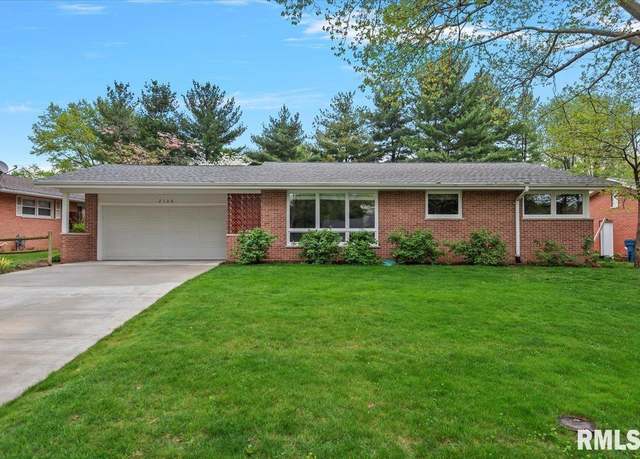 Property at 2126 S Park Ave, Springfield, IL 62704, 3 beds, 1.5 baths
