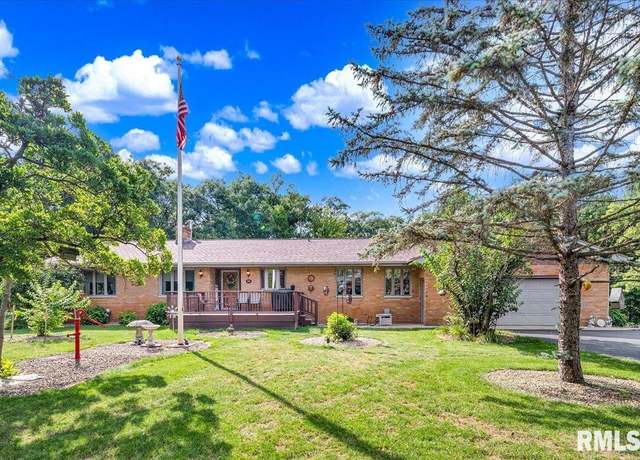 Property at 321 Townhall Rd, Metamora, IL 61548, 4 beds, 3 baths