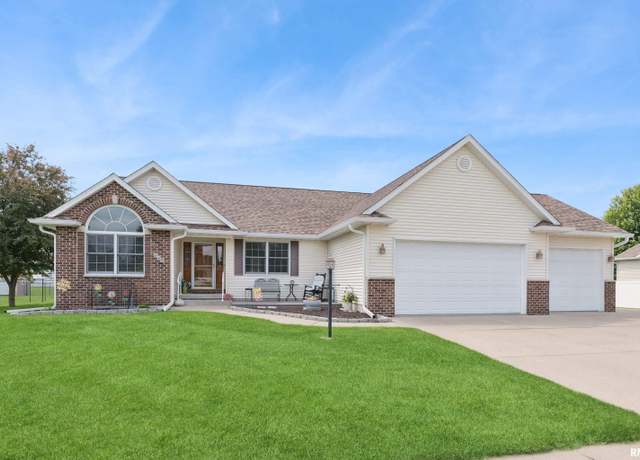 Property at 669 N 6th Street Circle, Princeton, IA 52768, 5 beds, 3 baths