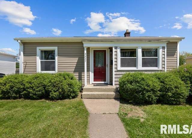 Property at 3237 25th St, Rock Island, IL 61201-6302, 2 beds, 1 bath