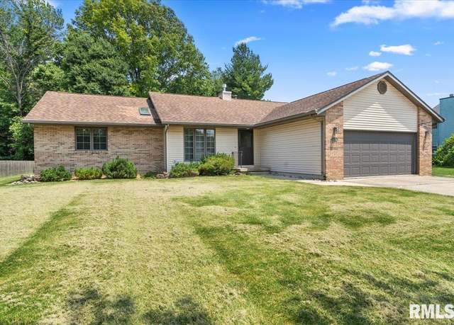 Property at 304 Missionary Ridge Dr, Springfield, IL 62711-6200, 3 beds, 2 baths