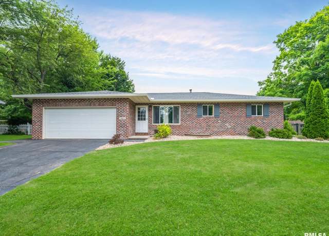 Property at 1411 W Wonderview Dr, Dunlap, IL 61525, 4 beds, 3 baths
