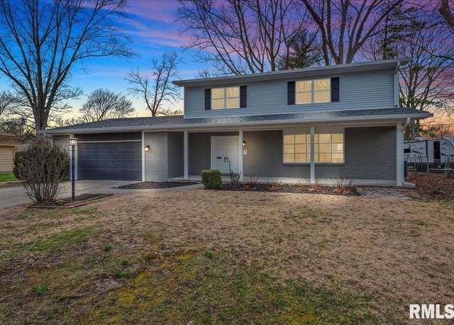 Property at 7 Interlacken Rd, Springfield, IL 62704, 4 beds, 2.5 baths