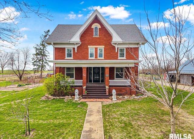 Property at 225 E 1st St, Maquon, IL 61458, 4 beds, 2 baths